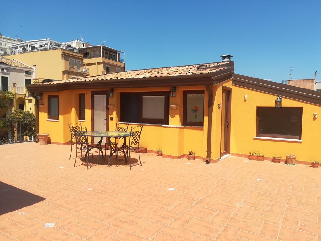 Attico Sole Luna Taormina Exterior foto